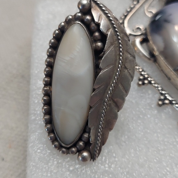 Bundle Ring And Pendant - Picture 2 of 7